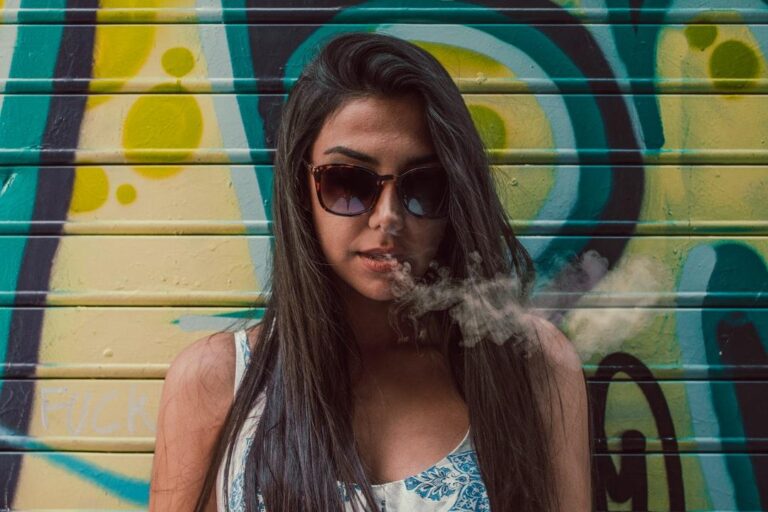 How_to_Try_Cannabis_Without_Getting_Too_High Image